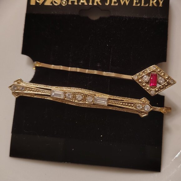 Vtg 1928 Hair Jewelry Gold Tone Red and Clear Rhinestone Hairpin Set - Picture 2 of 7